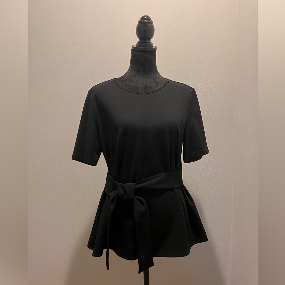 Anne Klein Black Short Sleeve Top with Belt